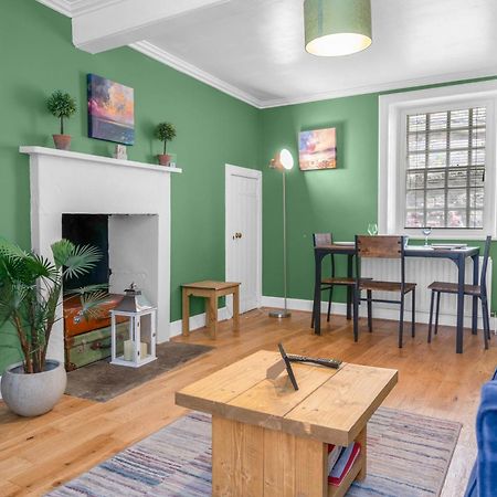 Charming Apartment In The Old Town Edinburgh Exterior photo
